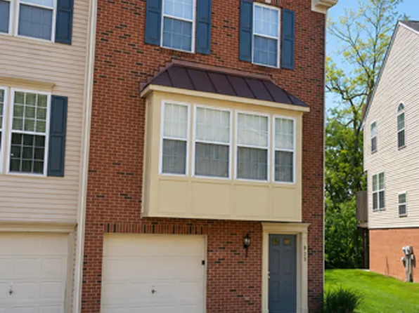 911 Tanglewood Dr, Bethel Park, PA 15102