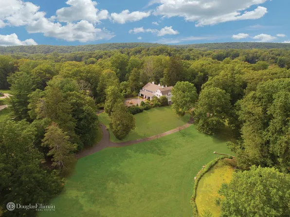 100 S Salem Rd, Ridgefield, CT 06877