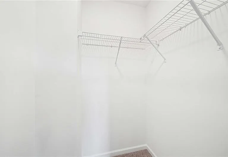 320 Silverleaf Trl — Photo 3