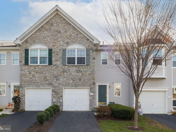 113 Huntteam Ln, West Chester, PA 19382