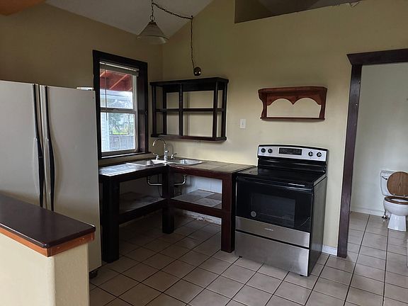 3rd image of 4005 & 4009 E 17th Ave