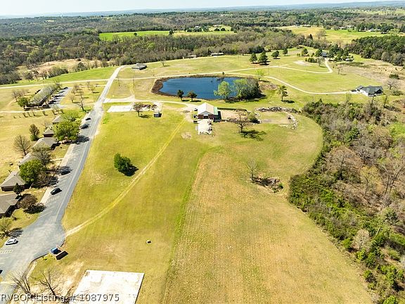 4th image of Harmony Rd #2