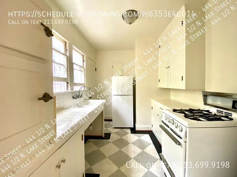 444 1/2 N Lake St — Photo 20