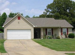 4712 W Bending Oaks Cv, Memphis, TN 38128