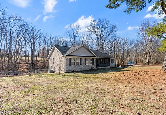 3rd image of 5805 Washer Rd