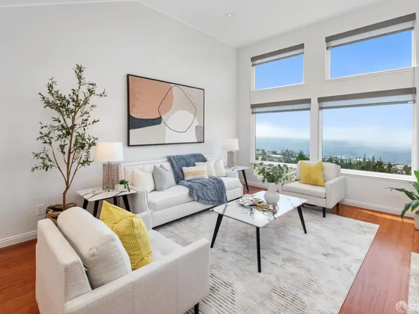 274 Beachview Ave APT 17, Pacifica, CA 94044