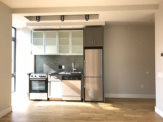 Rented by Simply Brooklyn Realty Inc | media 6