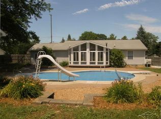 5349 Lennon Rd, Swartz Creek, MI 48473