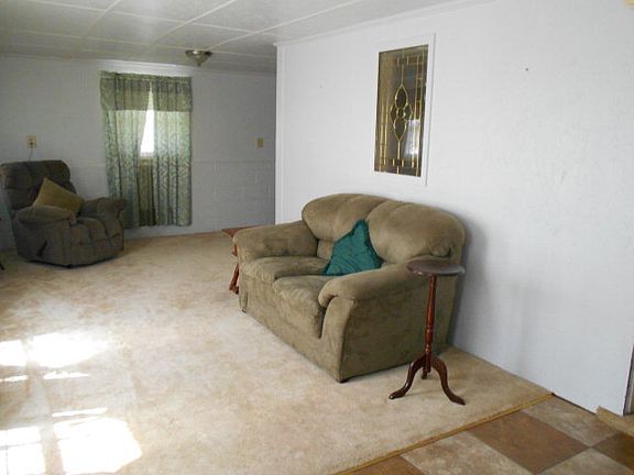 3rd image of 117 Estill Ave