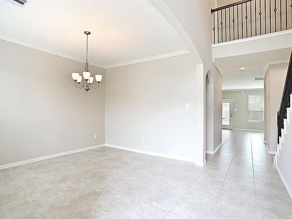 3rd image of 18753 Kelly Meadows Ln
