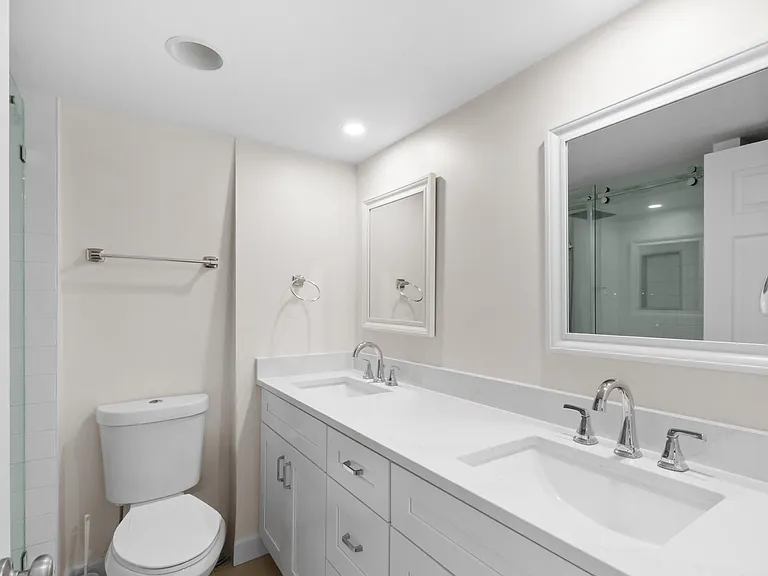 3900 SE County Line Rd #12C — Photo 13