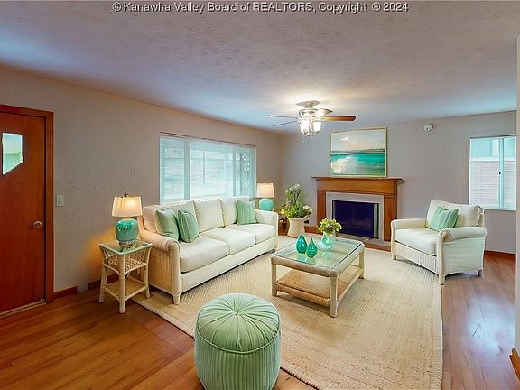 4th image of 124 Jefferson Park Dr