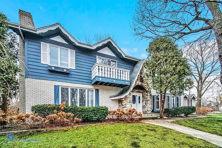 1424 Oak Ct #4