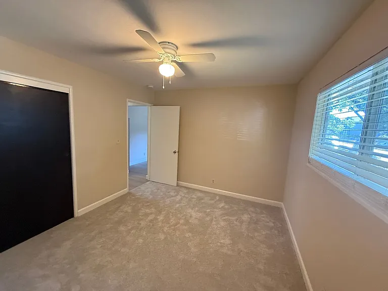 611 Fairview Dr — Photo 11