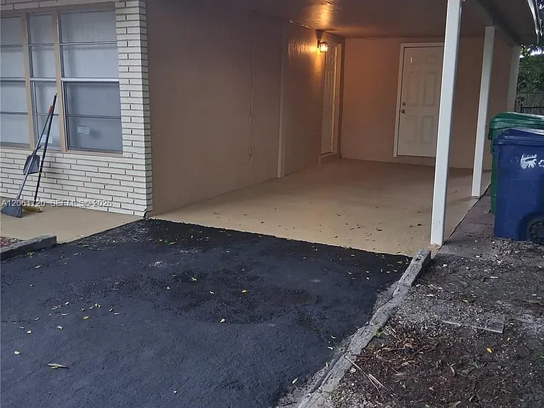 3730 NW 4th Ct — Photo 38