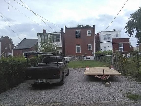 5th image of 2221 Osage St