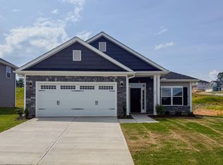 101 Decatur Dr, Fuquay Varina, NC 27526