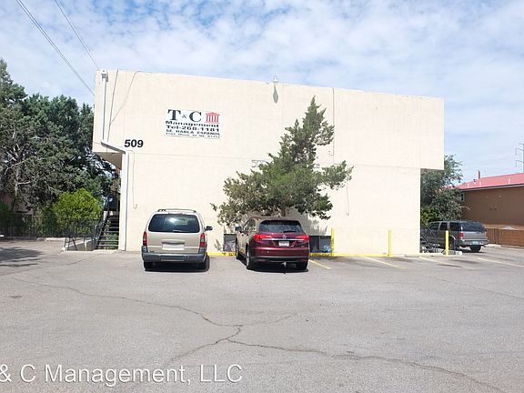 2nd image of 509 Girard Blvd SE #4357950