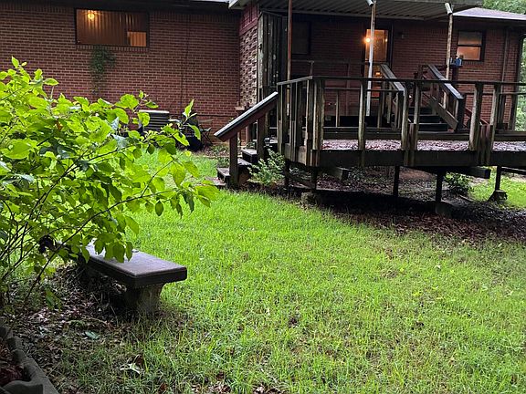 4th image of 404 McBride Dr