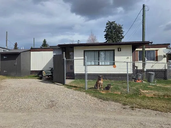 6026 13th Ave #21, Edson, AB T7E 1N4
