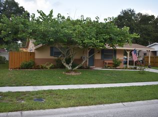 4901 Plantation Dr, Tampa, FL 33615