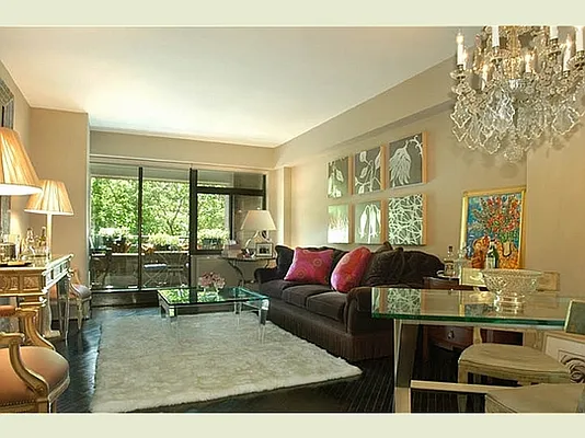 Sold by Stribling | media 10