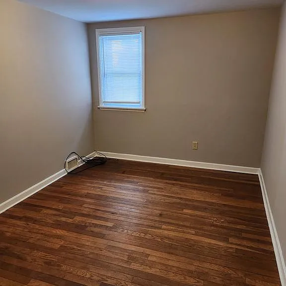 113 Fairfax Blvd — Photo 8