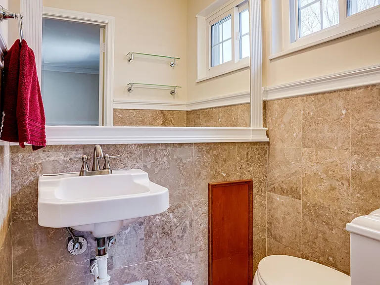 7601 Mendota Pl — Photo 22