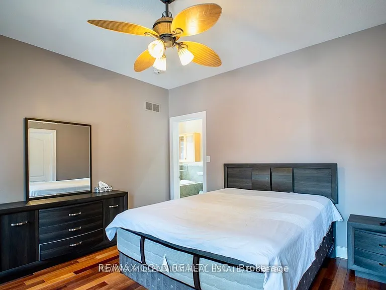 8905 McGarry Dr — Photo 20