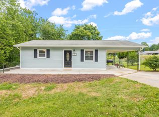 121 Norwood St, Lenoir City, TN 37771