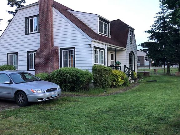 5th image of 2613 S 138th St