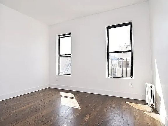 4th image of 536 W 142nd St #55