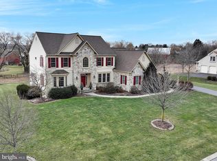 1238 Cameron Dr, Manheim, PA 17545