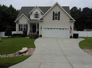 110 Falling Leaf Dr, Youngsville, NC 27596