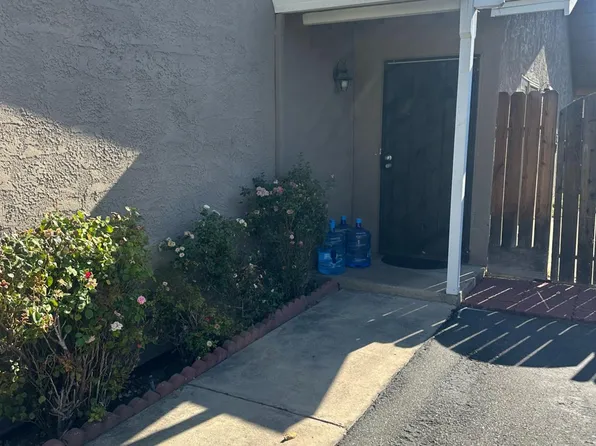 4000 Fara Biundo Dr APT 37, Modesto, CA 95355