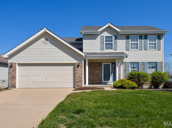 55 Green Pines Cir, Saint Peters, MO 63376