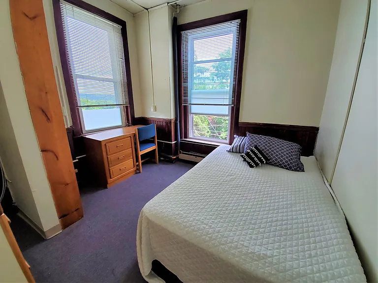 Aces Apartments — Photo 87
