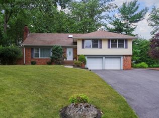 1021 Oak Ln, Plainfield, NJ 07060