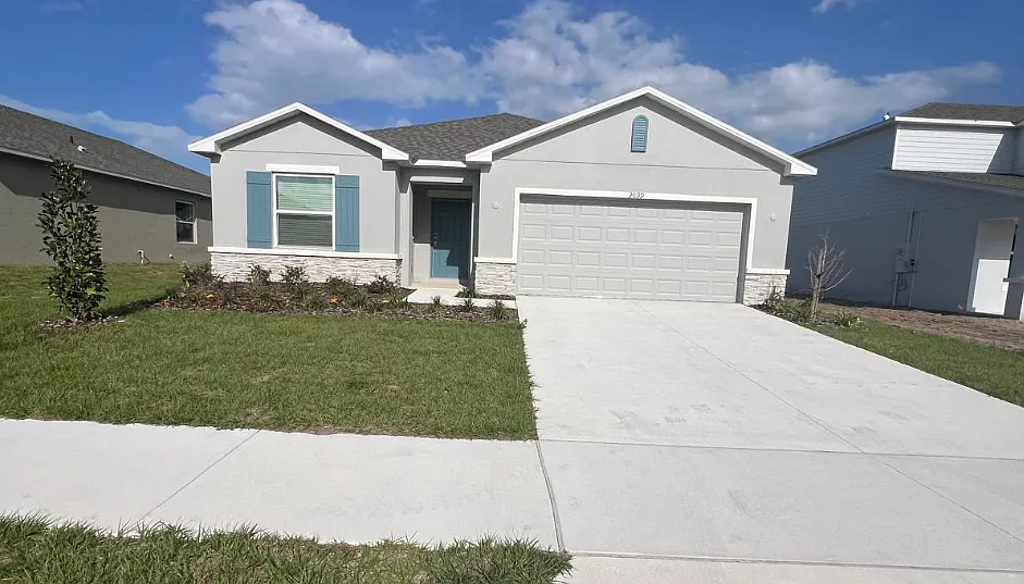 4 bed, 1848 sqft, $2,300 — Photo 1