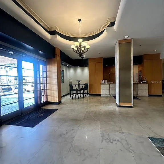 880 Mandalay Ave #309 — Photo 6