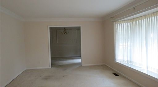 3rd image of 19270 Orchard Heights Dr