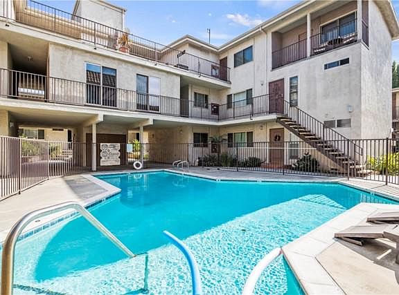 4th image of 8710 Belford Ave APT 202B