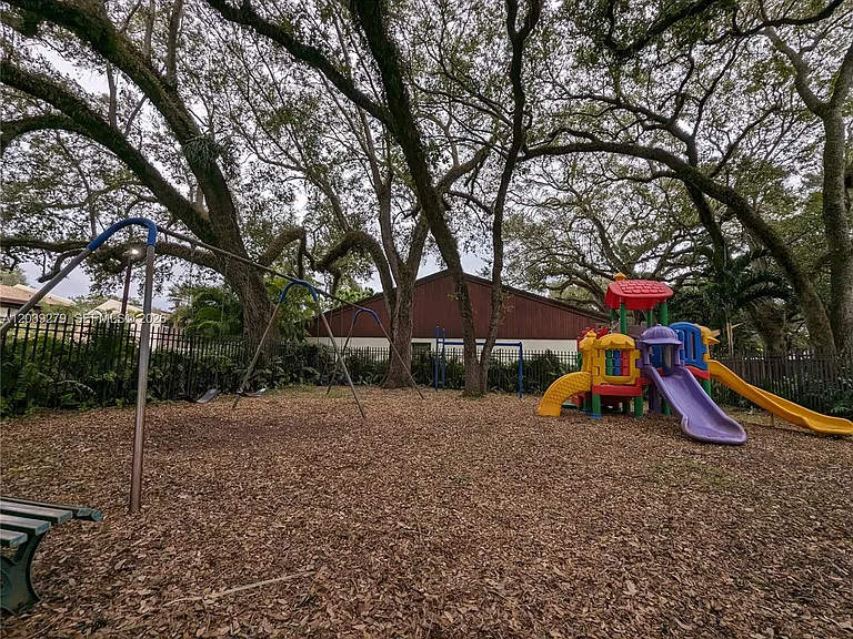 3446 Oak Dr — Photo 45