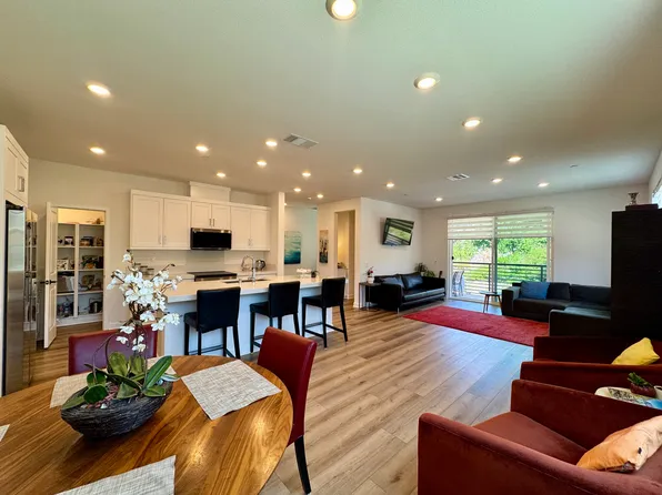 12012 Riley Ln, San Diego, CA 92128