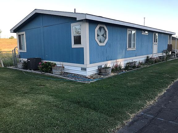 2nd image of 811 2nd Ave #10