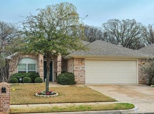 1825 Manor Ridge Way, Fort Worth, TX 76120