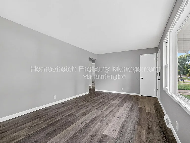9219 Ellison Dr — Photo 9