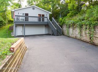 7936 Greendale Ave, Burlington, WI 53105