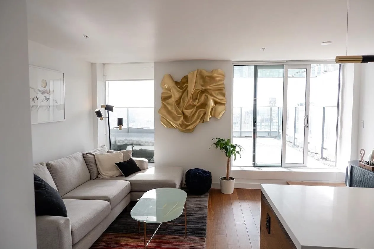 2 bed, 1600 sqft, $5,950 — Photo 2