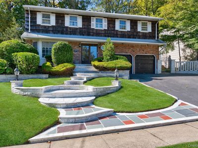 73 Reed Drive, Roslyn, NY, 11576